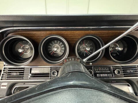 1967 Ford Thunderbird