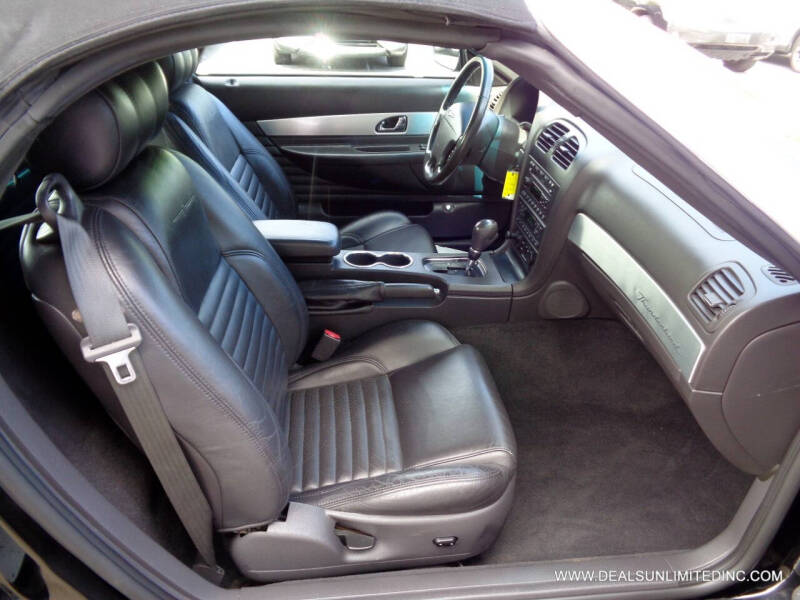 2002 Ford Thunderbird Deluxe