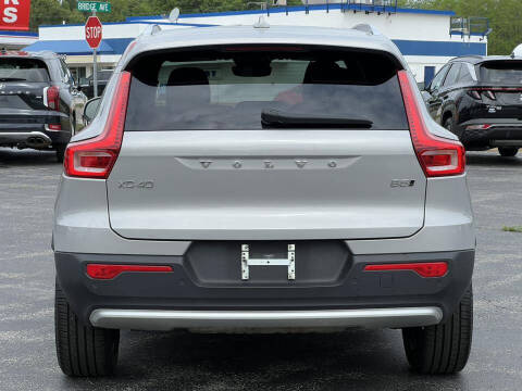 2024 Volvo XC40