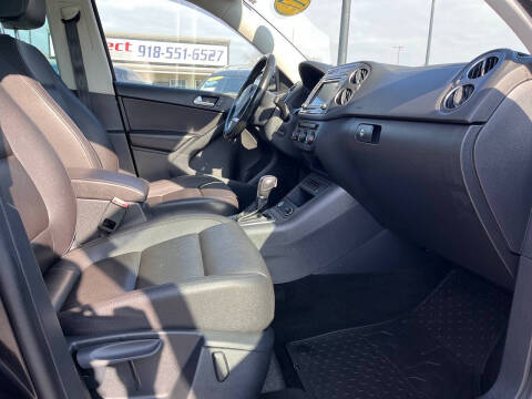 2017 Volkswagen Tiguan 2.0T Wolfsburg Edition