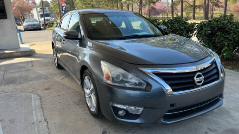 2015 Nissan Altima for sale at Horizon Auto Sales in Raleigh NC