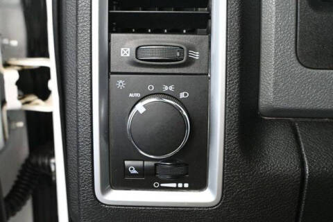 2017 RAM 1500 SLT