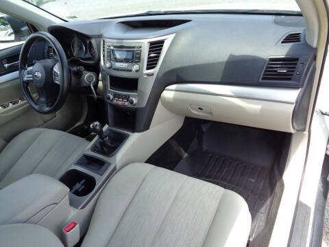 2013 Subaru Outback 2.5i