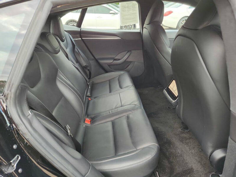 2021 Tesla Model S Plaid