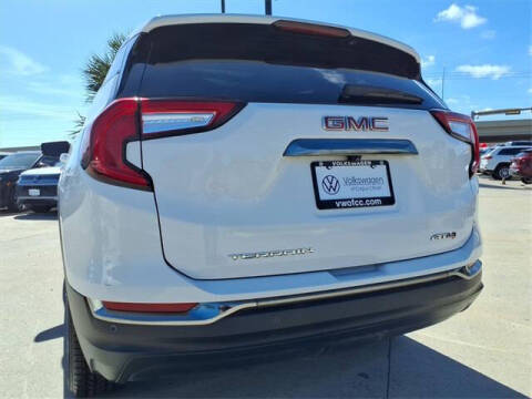 2023 GMC Terrain AT4