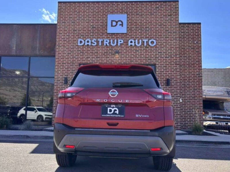 2021 Nissan Rogue SV