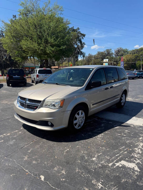 2015 Dodge Grand Caravan American Value Package's photo