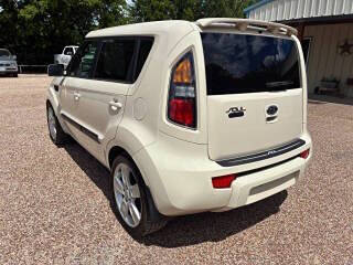 2011 Kia Soul +