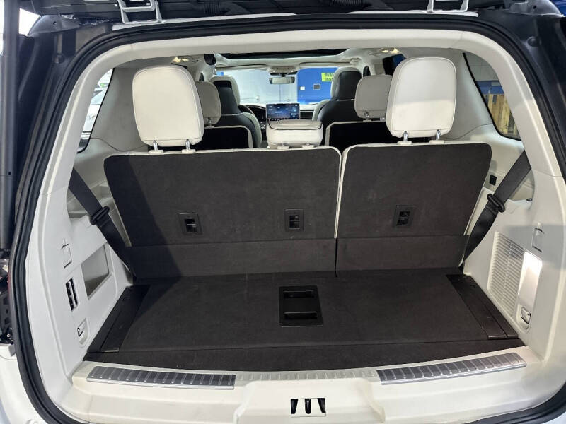 2024 Lincoln Navigator Black Label