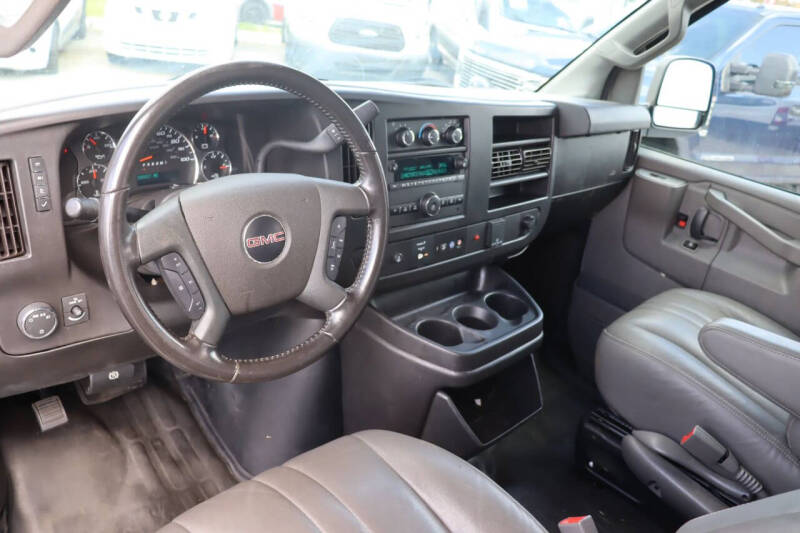2021 GMC Savana 2500