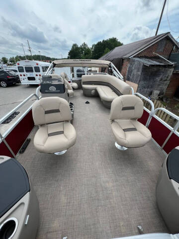 2023 Sun Tracker Bass Buggy