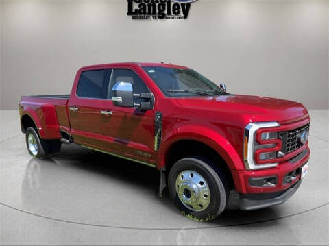 2023 Ford F-450 Super Duty Lariat