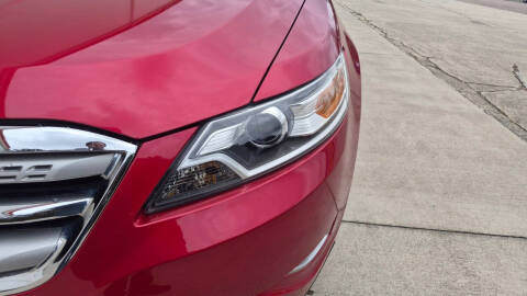 2010 Ford Taurus SHO