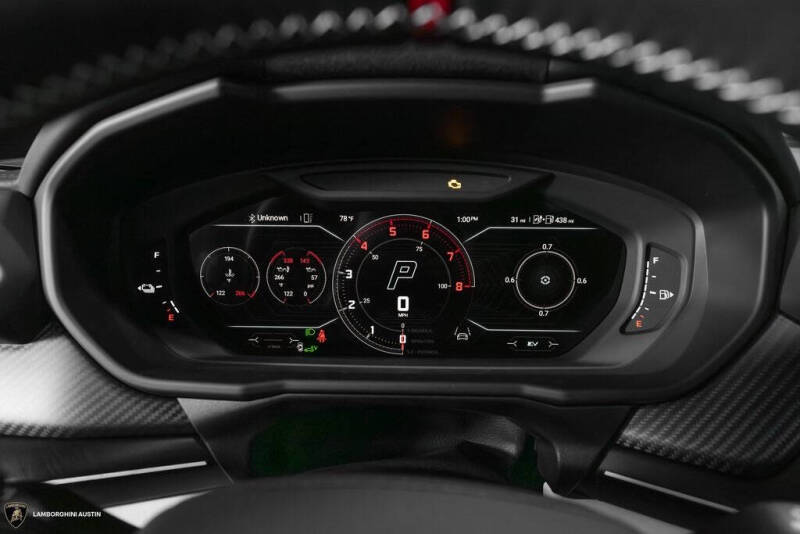 2025 Lamborghini Urus SE