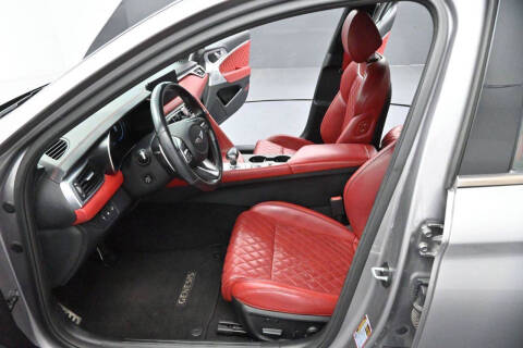 2023 Genesis G70