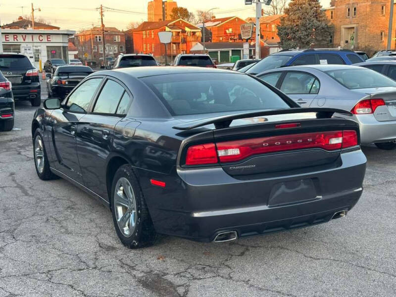 2014 Dodge Charger SE