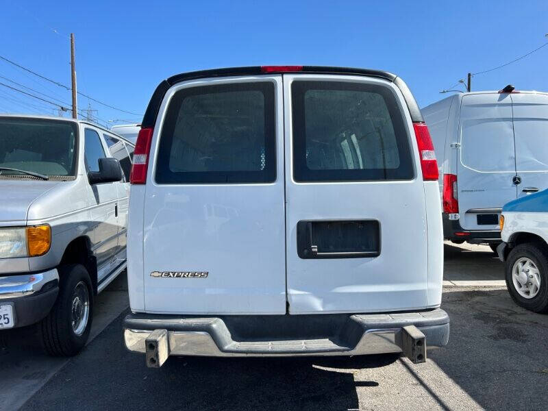2019 Chevrolet Express 2500