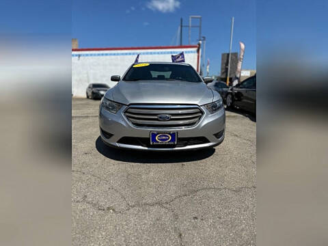 2014 Ford Taurus SEL