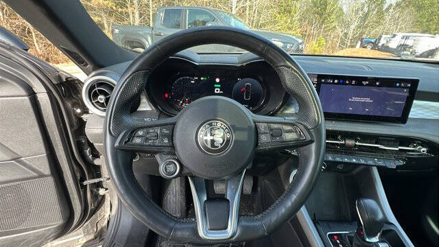 2024 Alfa Romeo Tonale Hybrid Ti