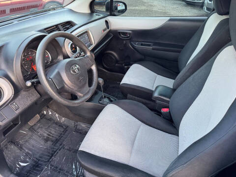 2012 Toyota Yaris 3-Door L