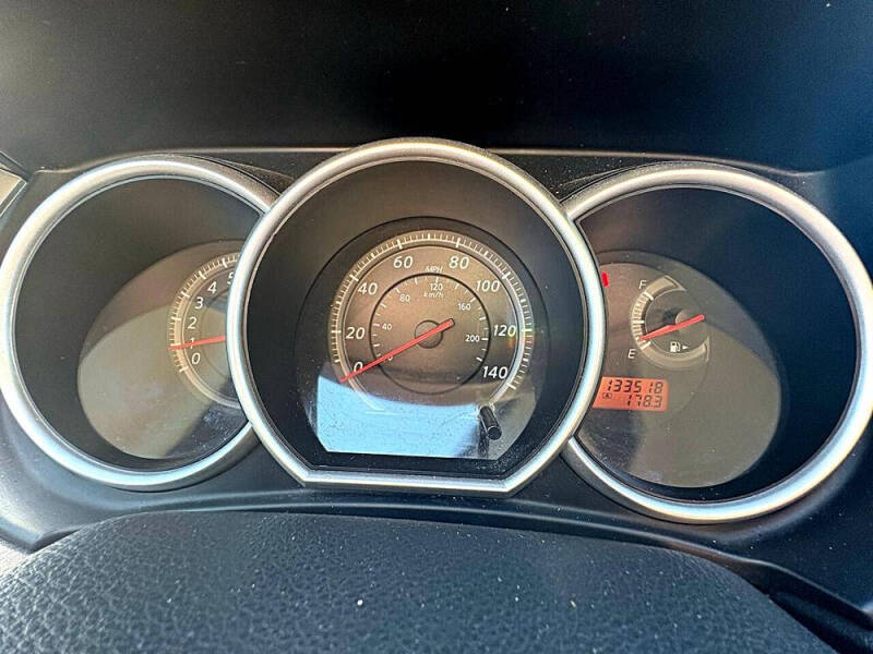 2012 Nissan Versa 1.8 S