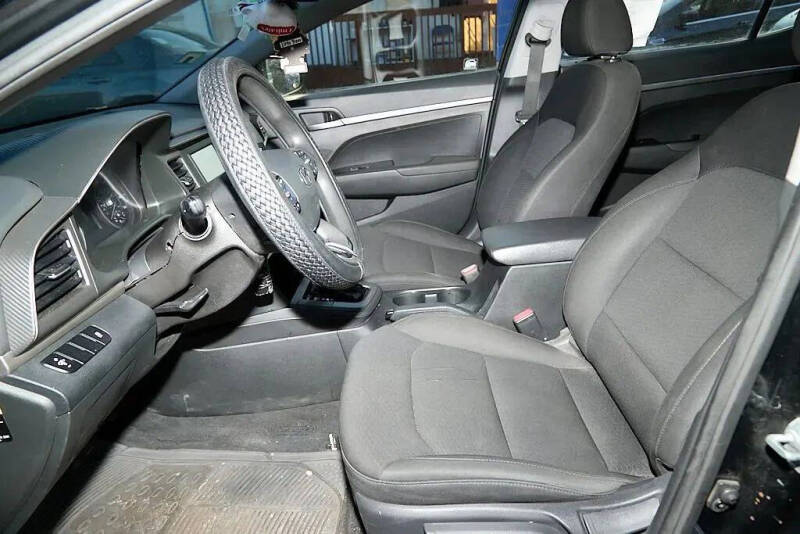 2019 Hyundai Elantra