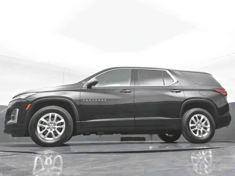 2022 Chevrolet Traverse LS