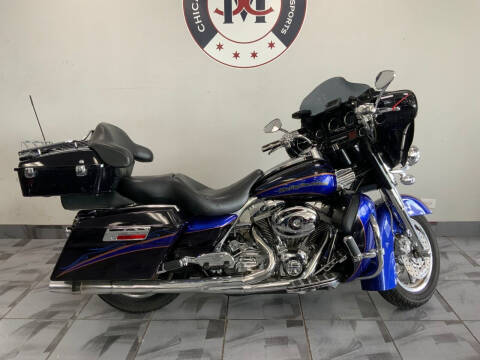 2004 Harley-Davidson FLHTCUSE   CVO ULTRA CLASSIC for sale at CHICAGO CYCLES & MOTORSPORTS INC. in Batavia IL