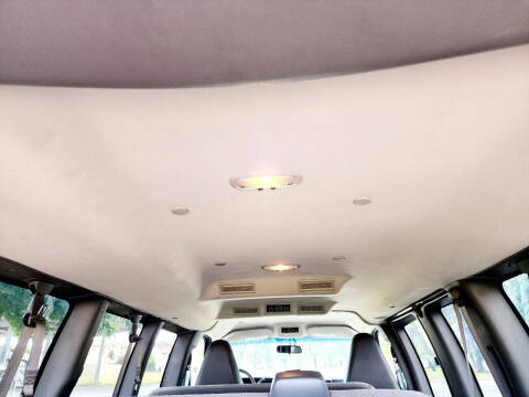 2018 Chevrolet Express LT 2500