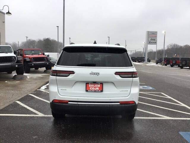 2024 Jeep Grand Cherokee L Laredo