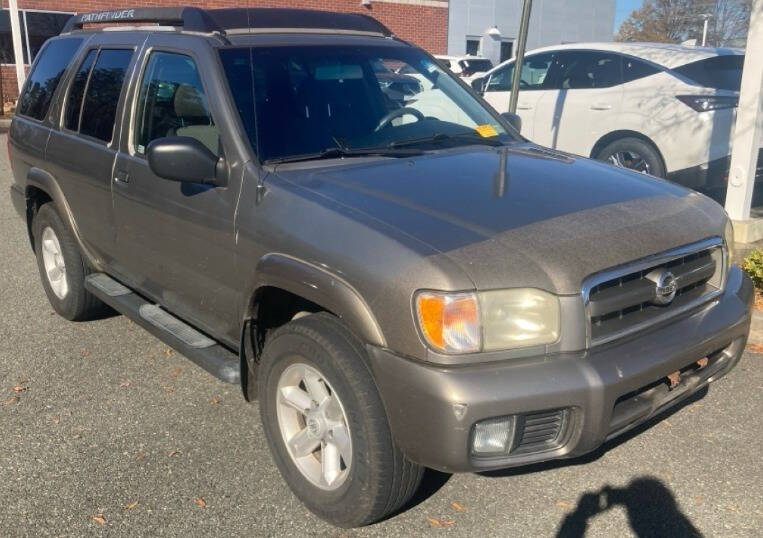 2004 Nissan Pathfinder SE