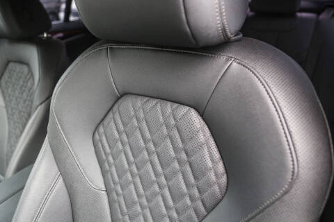 2023 BMW 5 Series 530i