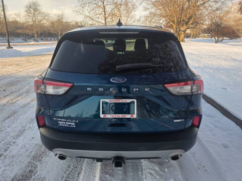 2020 Ford Escape Titanium