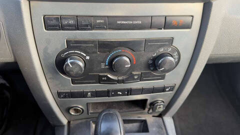 2006 Jeep Grand Cherokee Laredo