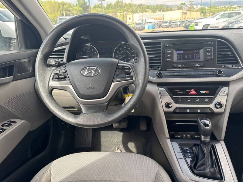 2017 Hyundai Elantra