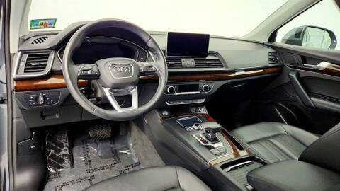 2020 Audi Q5 quattro Premium Plus 45 TFSI