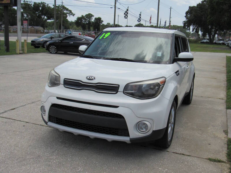 2019 Kia Soul +
