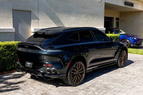 2025 Aston Martin DBX 707