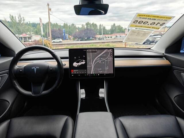 2019 Tesla Model 3 Mid Range