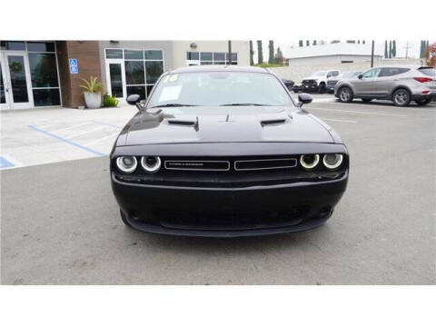 2016 Dodge Challenger SXT