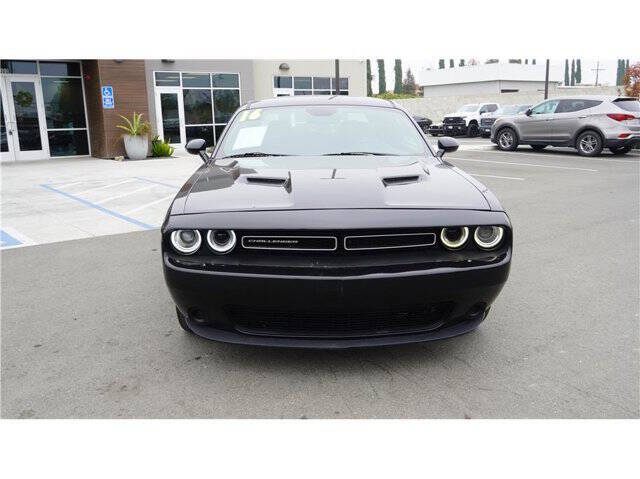 2016 Dodge Challenger SXT
