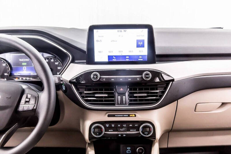 2021 Ford Escape Hybrid SE