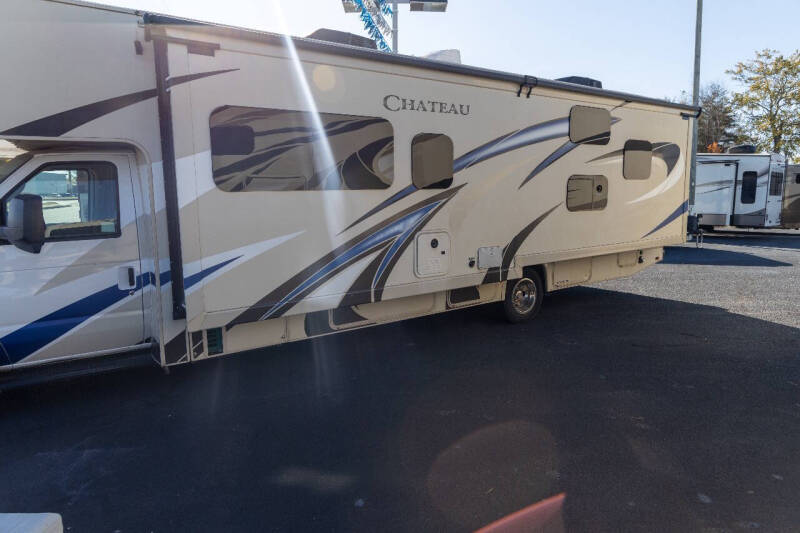 2019 Thor Motor Coach CHATEAU 31E