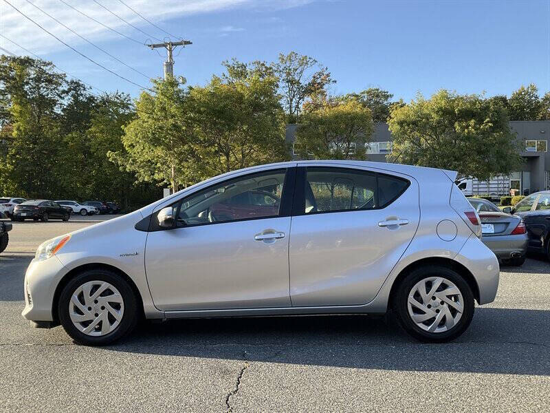 2014 Toyota Prius c Two