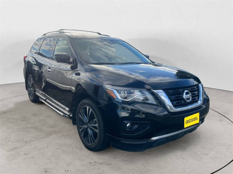 2020 Nissan Pathfinder Platinum