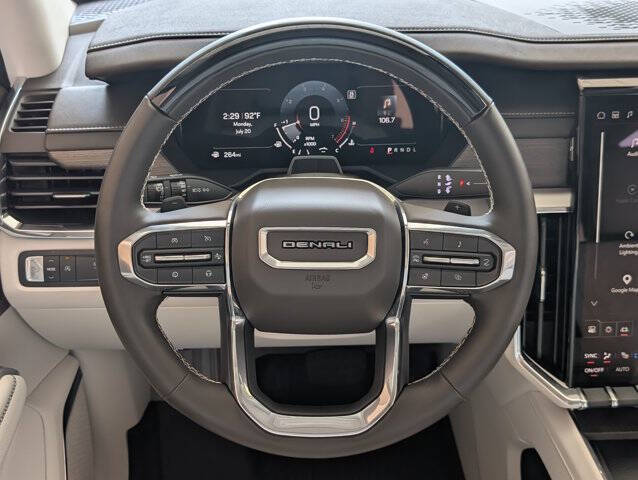 2025 GMC Acadia Denali