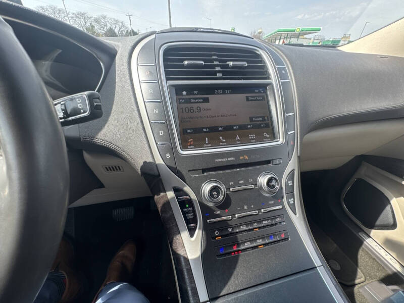 2019 Lincoln Nautilus Reserve