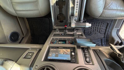 2004 HUMMER H2