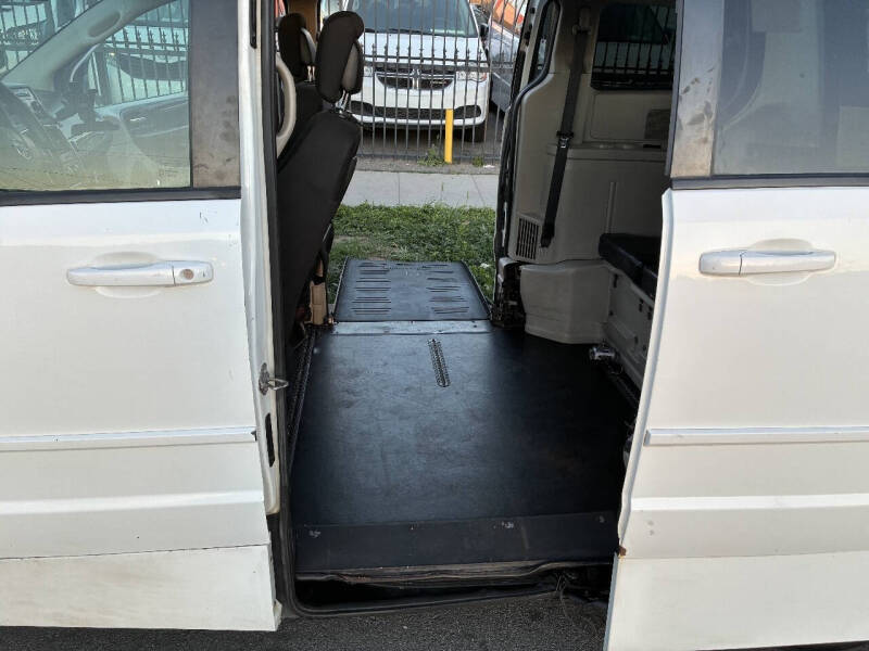 2017 Dodge Grand Caravan SE