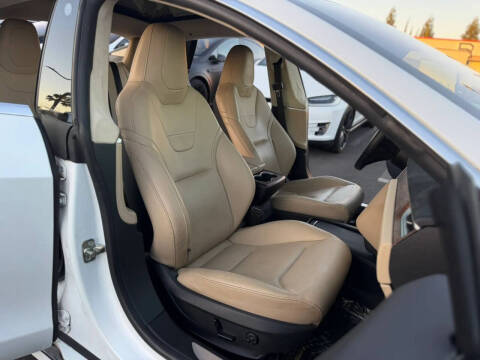 2016 Tesla Model S